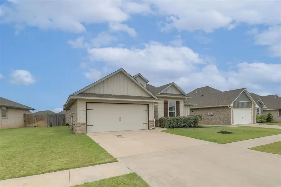 9121 NW 119th Street, Yukon, OK 73099 - #2