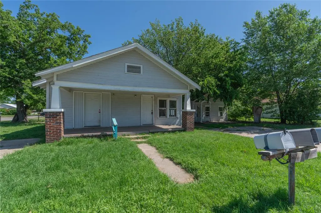 820 W Highland Street, Shawnee, OK 74801 - #1