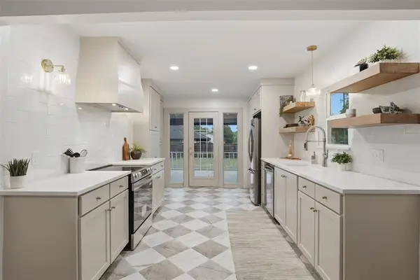 602 E Symmes Street, Norman, OK 73071