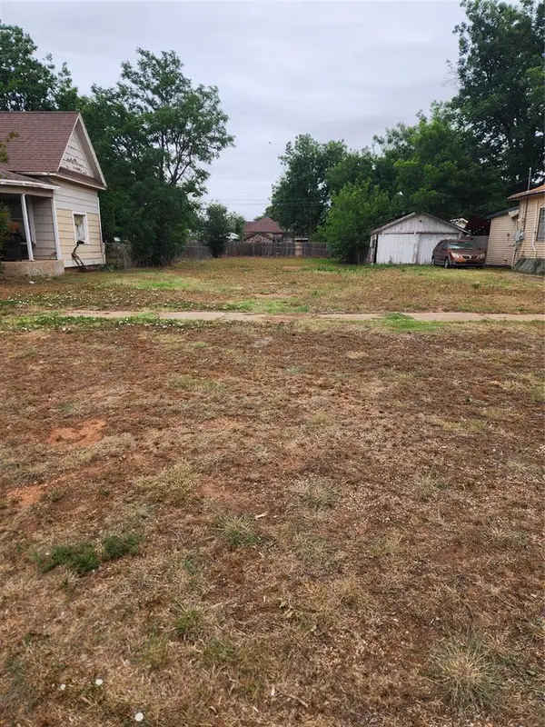 312 N Jackson Street, Altus, OK 73521
