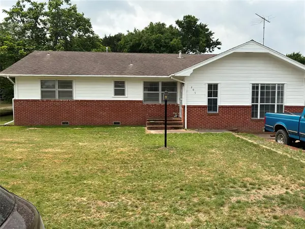 505 W Harrison Street, Maud, OK 74854
