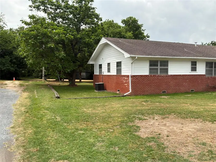505 W Harrison Street, Maud, OK 74854 - #2
