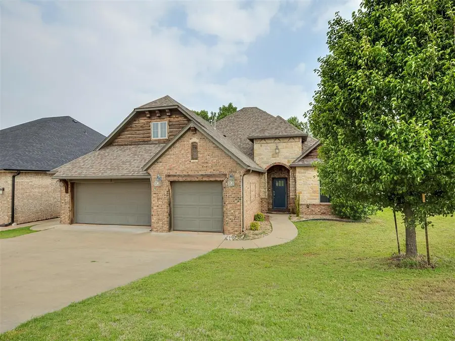2613 NE 14th Street, Moore, OK 73160 - #2