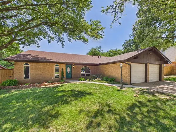 2332 Lindenwood Lane, Norman, OK 73071