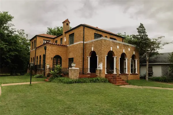 1224 W Minnesota Avenue, Chickasha, OK 73018