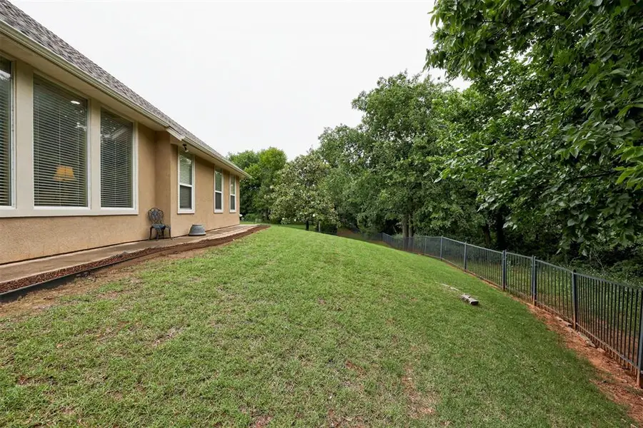3809 Woodshadow Road, Edmond, OK 73003 - #3