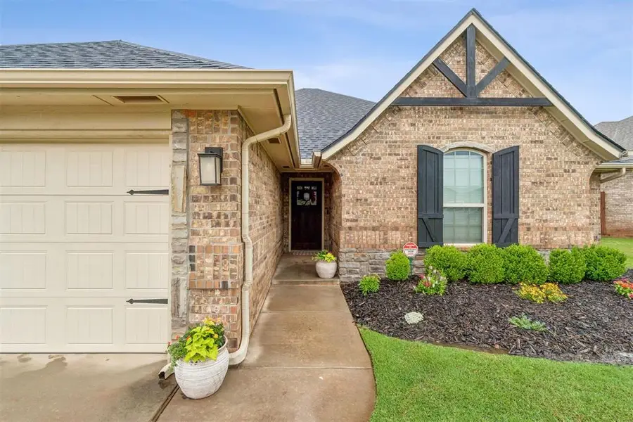 2340 Santa Monica Street, Edmond, OK 73034 - #3