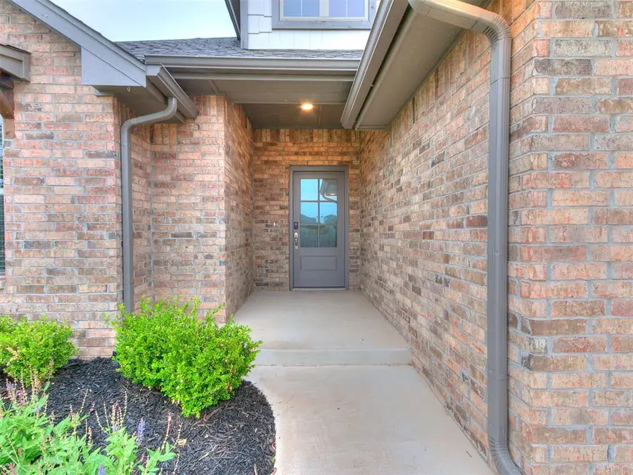 8400 Rainier Street, Edmond, OK 73034 - #3