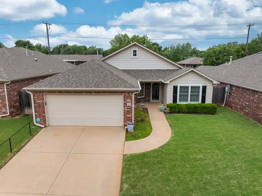 2455 Manchester Drive #41, Oklahoma City, OK 73120 - #1
