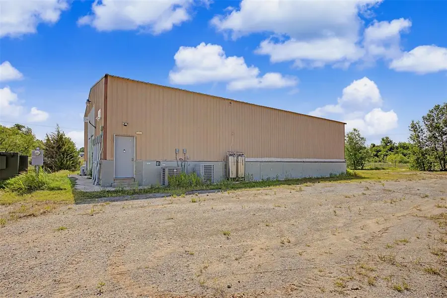 14165 W W Cooksey Roads, Crescent, OK 73028 - #2
