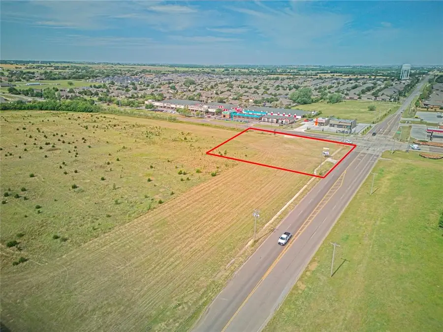 200 S Cemetery Road, Yukon, OK 73099 - #3