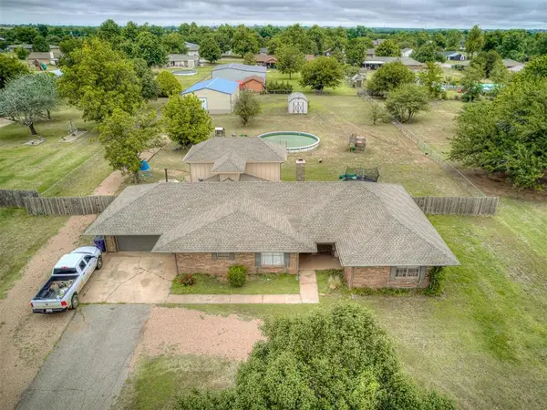 1725 NW Washington Avenue, Piedmont, OK 73078