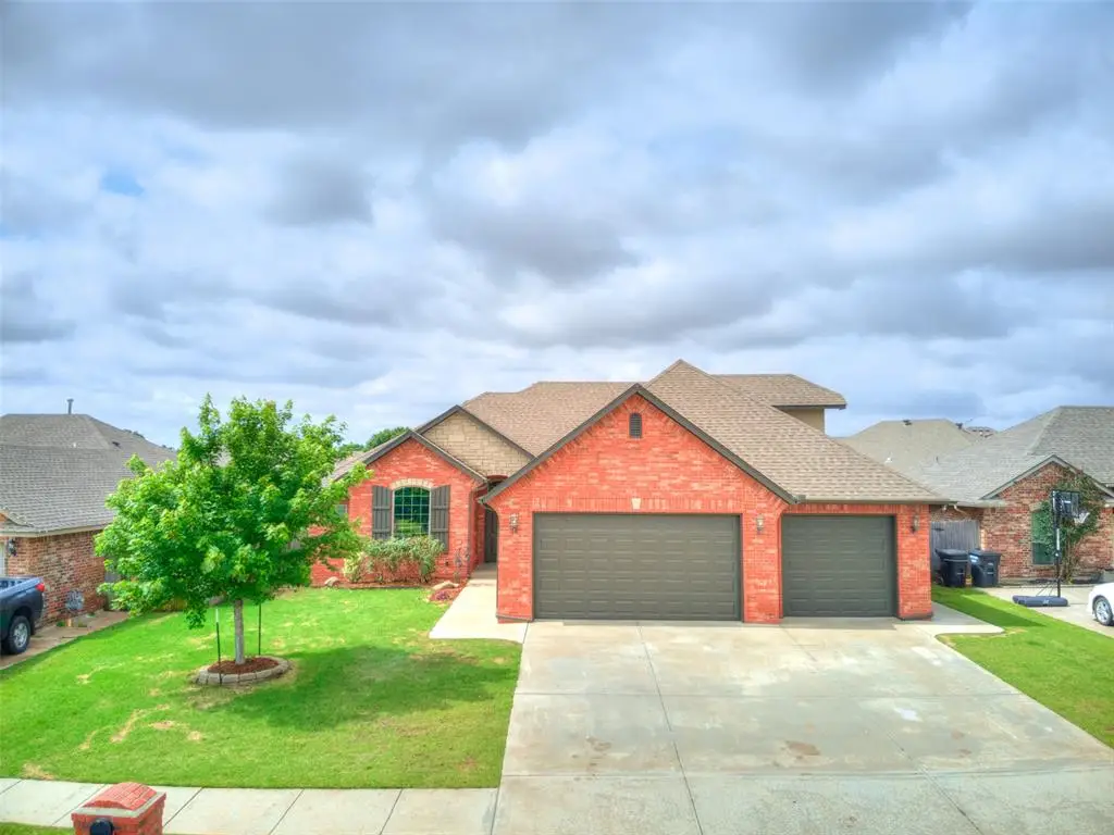 308 Madison Place Drive, Moore, OK 73160 - #1
