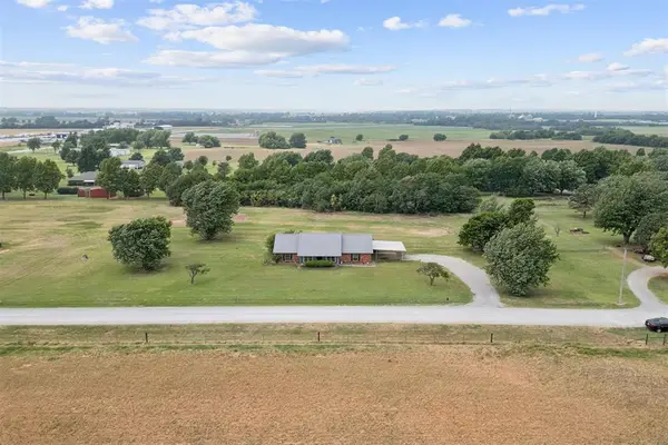 415 SE Chisholm Trail Road, Minco, OK 73059