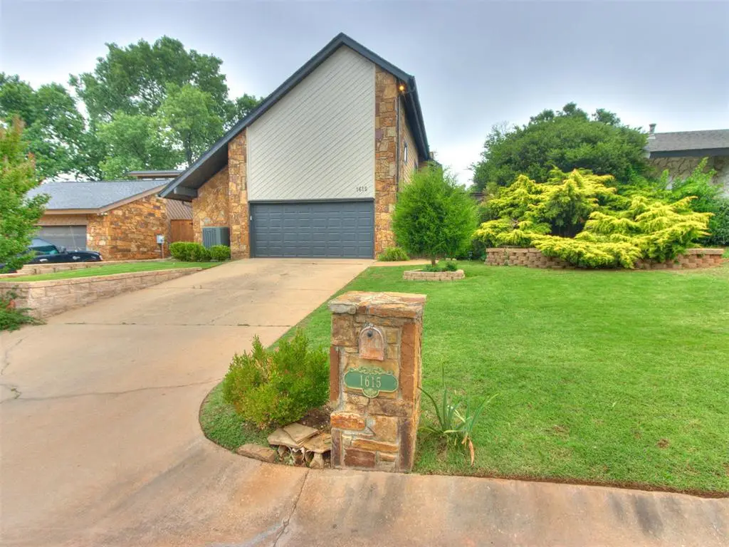 1615 Fox Hollow Ridge, Oklahoma City, OK 73131 - #1