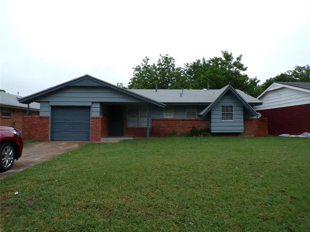 951 NW 2nd Street, Moore, OK 73160 - #1