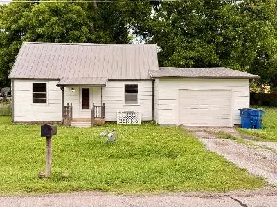 408 S Hammack Avenue, Wynnewood, OK 73098