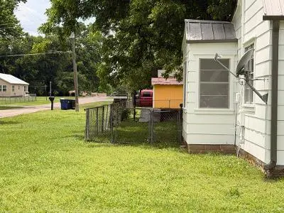 408 S Hammack Avenue, Wynnewood, OK 73098 - #2