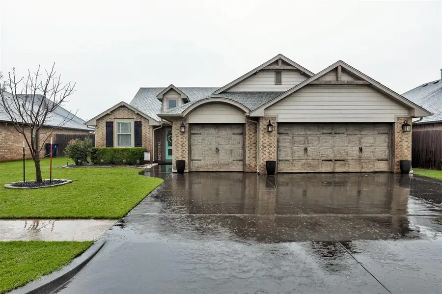 16709 Monroe Drive, Edmond, OK 73012 - #2
