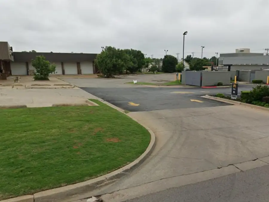 12215 N Pennsylvania Avenue, Oklahoma City, OK 73114 - #2