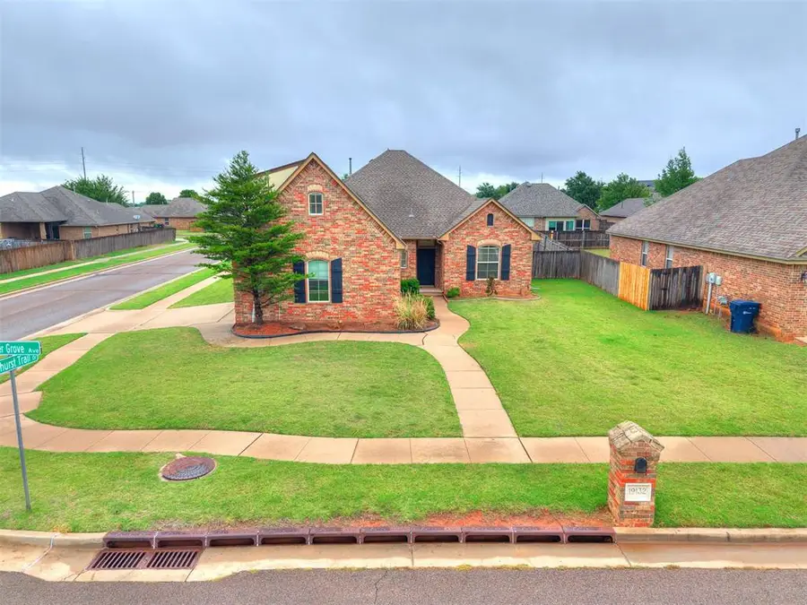 19132 Summer Grove Avenue, Edmond, OK 73012 - #2