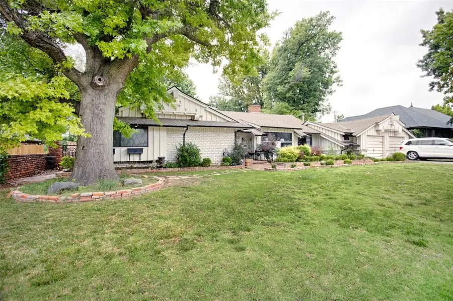 6101 N Barnes Avenue, Oklahoma City, OK 73112 - #2