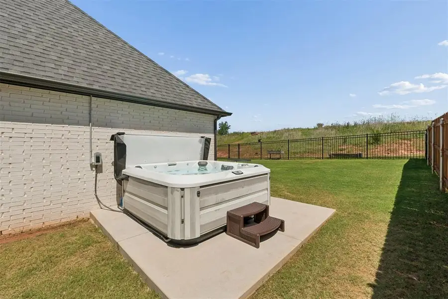 8701 Beechgrove Drive, Arcadia, OK 73007 - #3