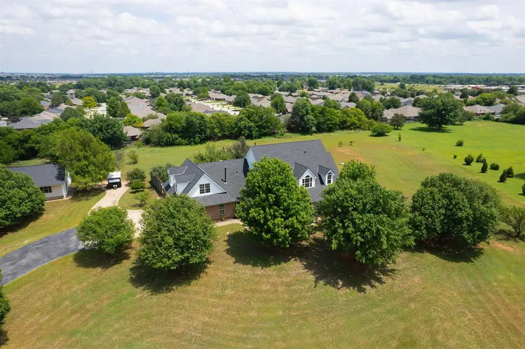 1120 Torre Pines Court, Yukon, OK 73099 - #1