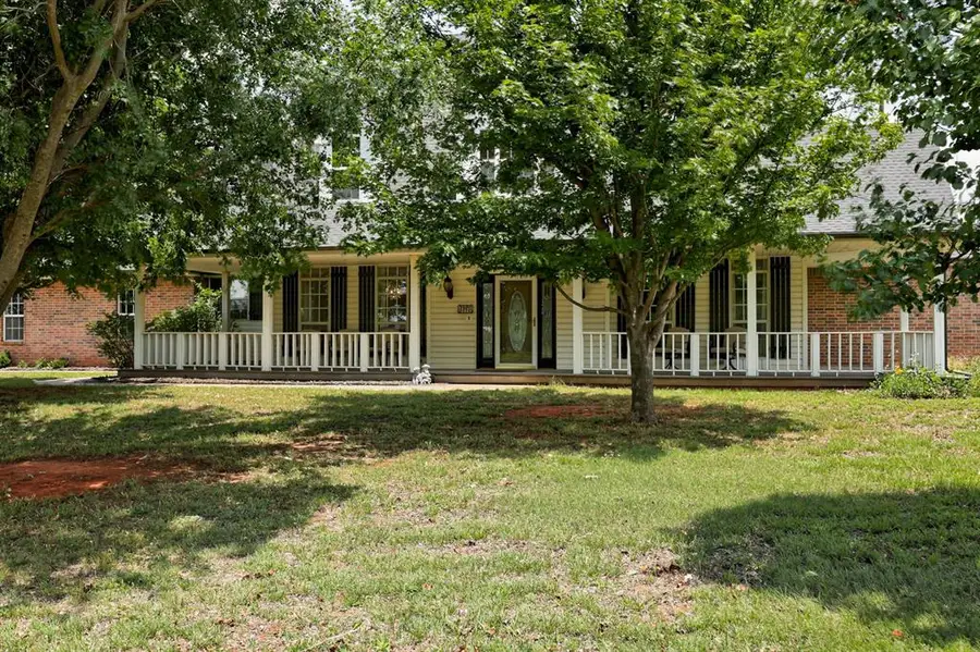 1120 Torre Pines Court, Yukon, OK 73099 - #3