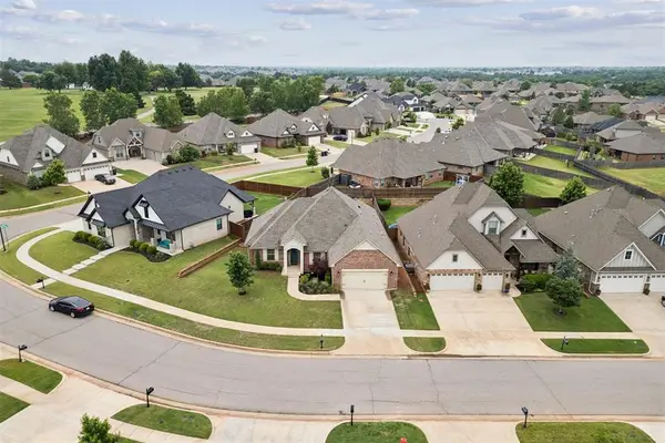 712 NW 192nd Terrace, Edmond, OK 73012