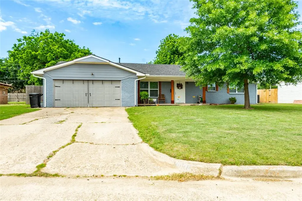 913 SW 6th Street, Moore, OK 73160 - #1