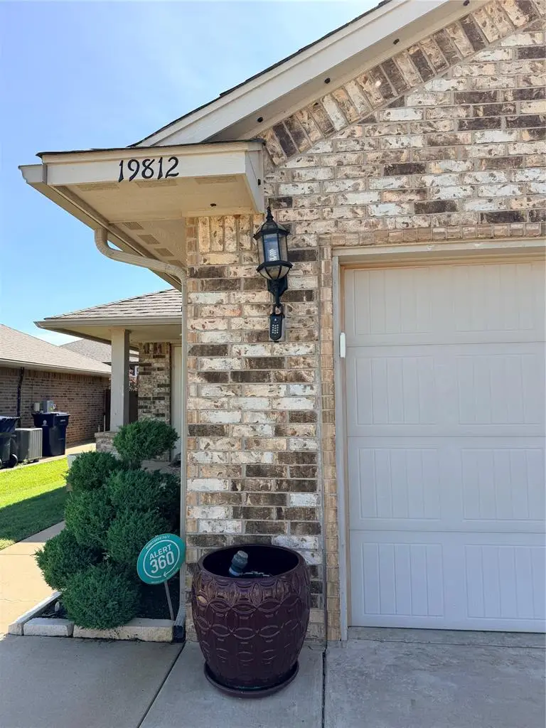 19812 Barrister Circle, Edmond, OK 73012 - #3