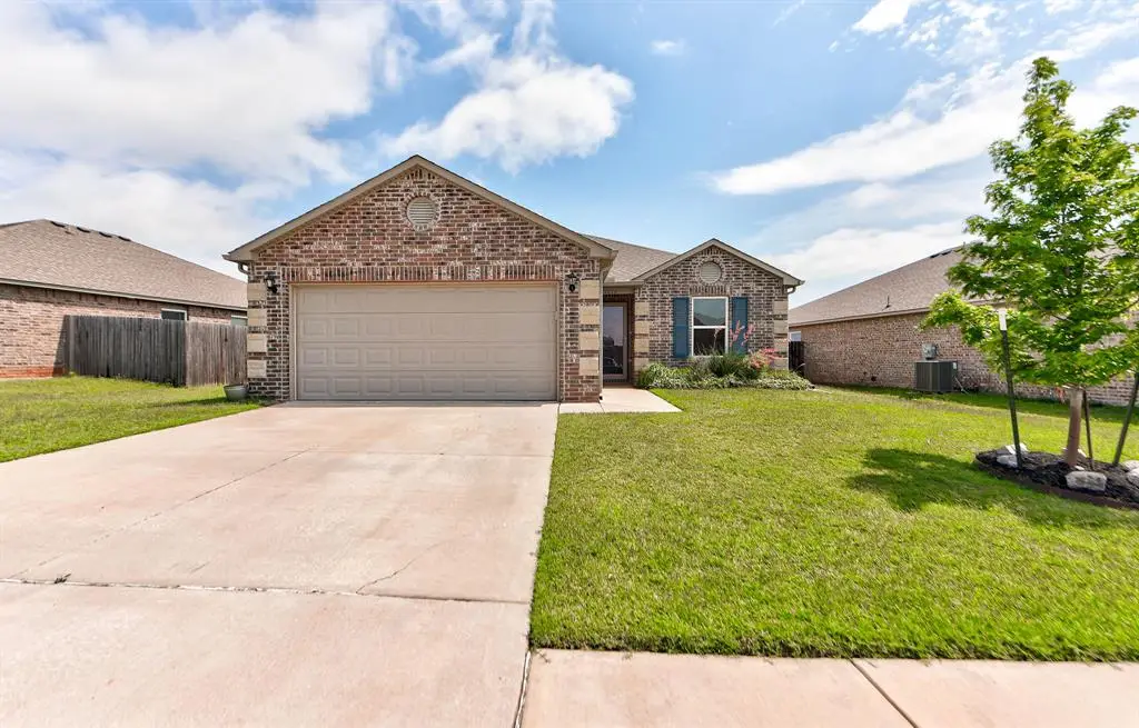 11619 NW 97th Street, Yukon, OK 73099 - #1