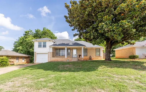 821 W Washington Street, Purcell, OK 73080