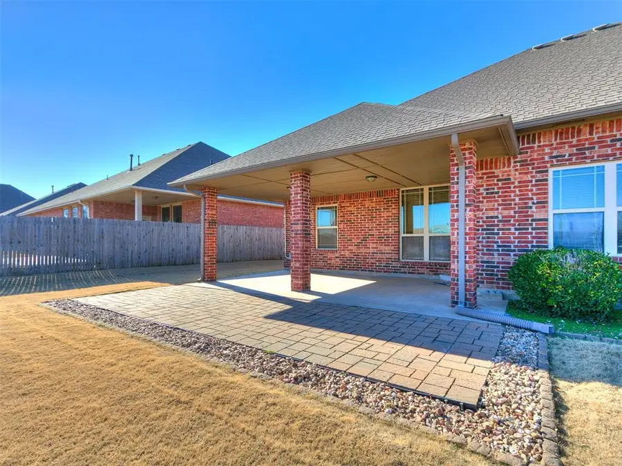 6104 Bentley Drive, Oklahoma City, OK 73169 - #3