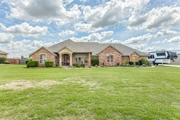 1906 Lighthouse Lane, Tuttle, OK 73089