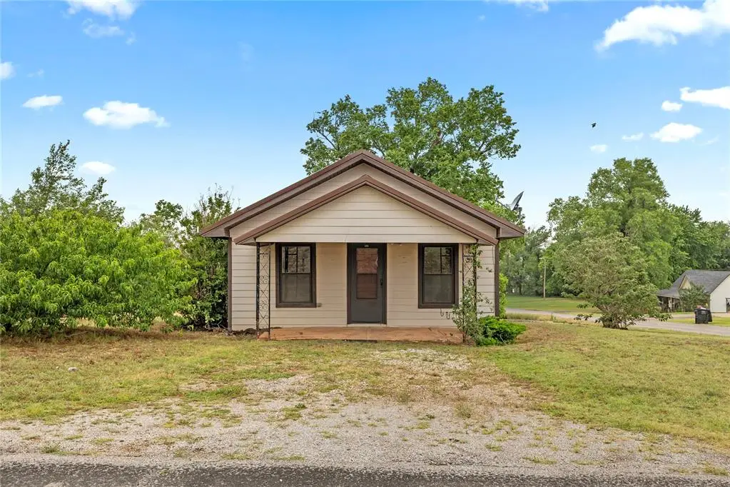 435 N Hunt Avenue, Hydro, OK 73048 - #1