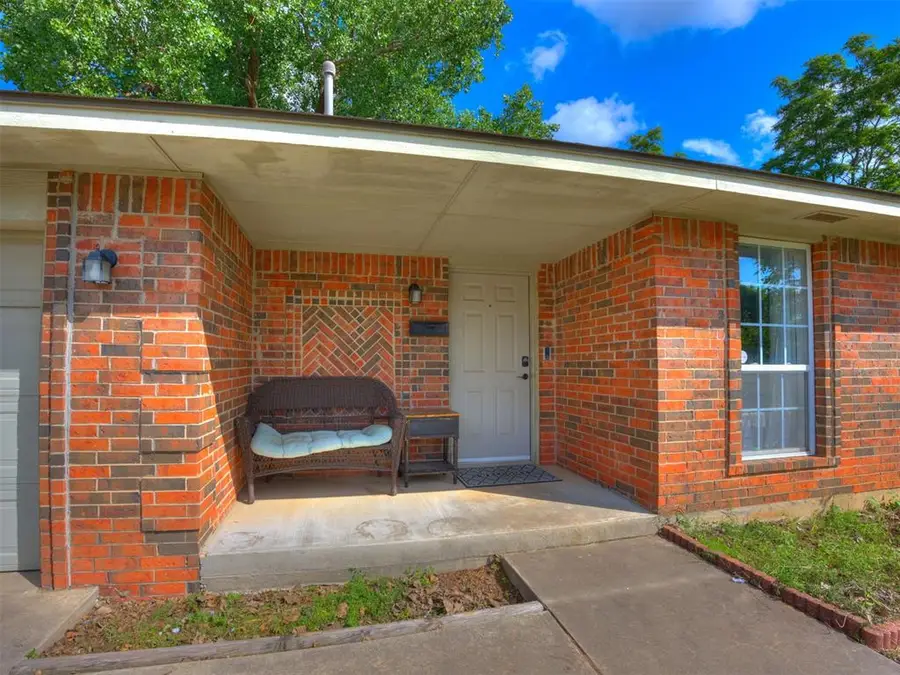 720 NW 8th Street, Moore, OK 73160 - #2