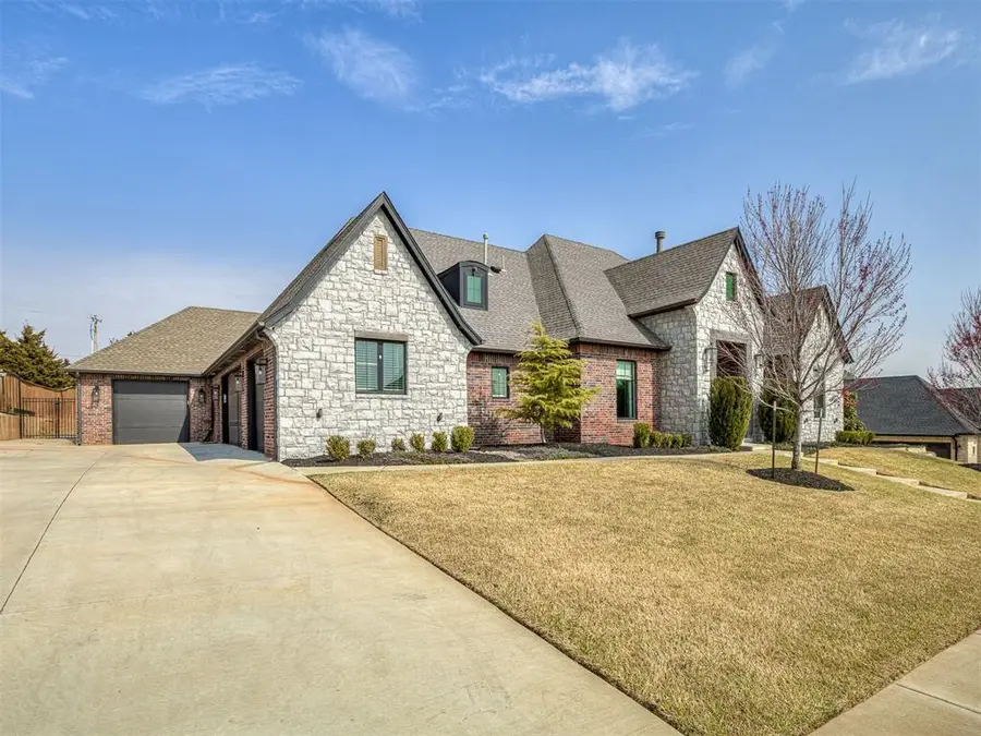 8909 SW 105th Street, Oklahoma City, OK 73173 - #2