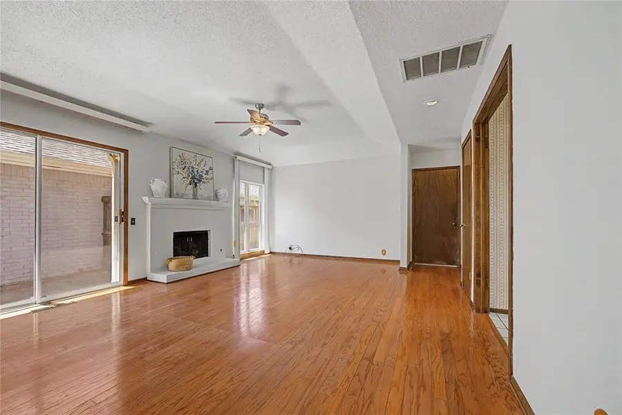 4712 Cypress Court, Oklahoma City, OK 73162 - #3