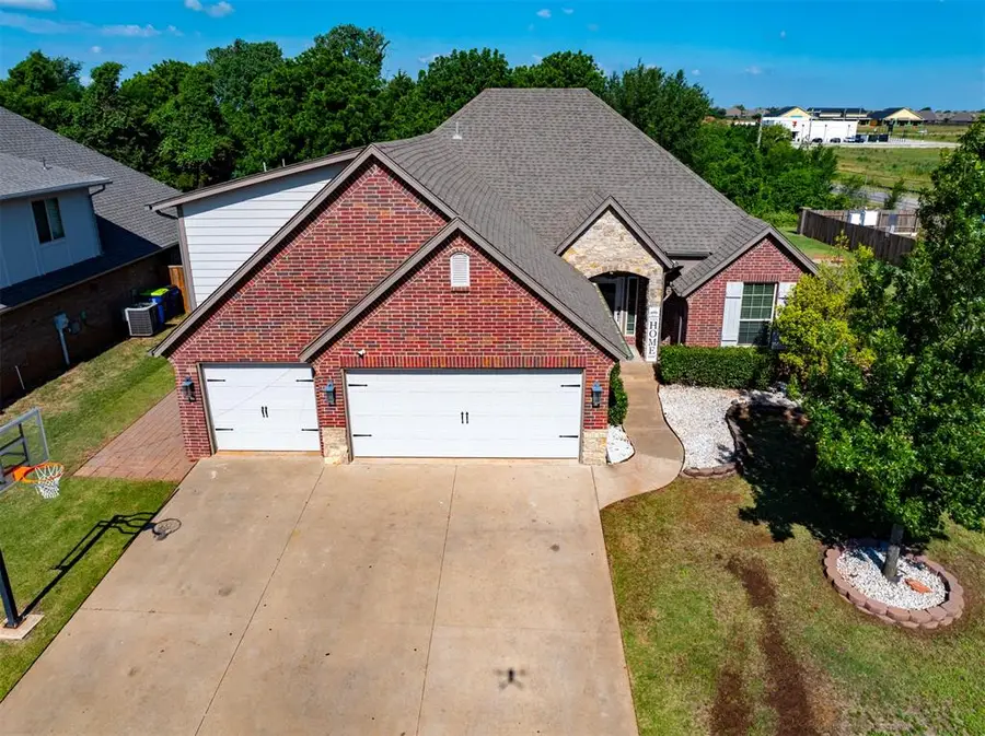 1513 N Savannah Terrace, Mustang, OK 73064 - #3