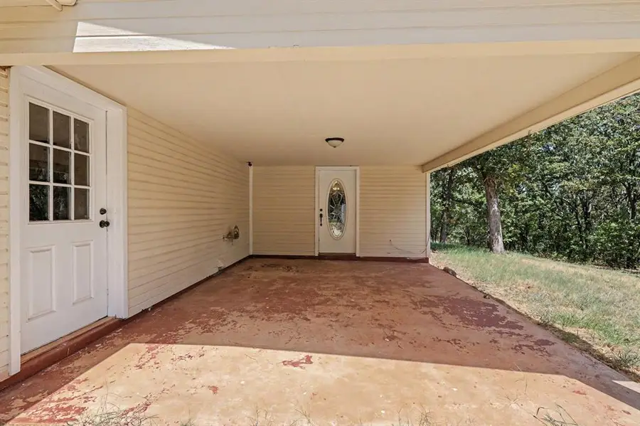 21303 E Trailridge Road, Tecumseh, OK 74873 - #3
