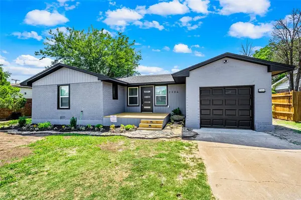 2304 NW 47th Street, Lawton, OK 73505