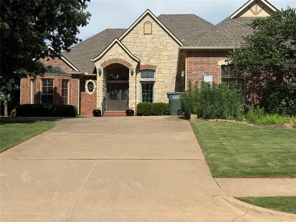 2406 Cheval Pointe Drive, Edmond, OK 73034