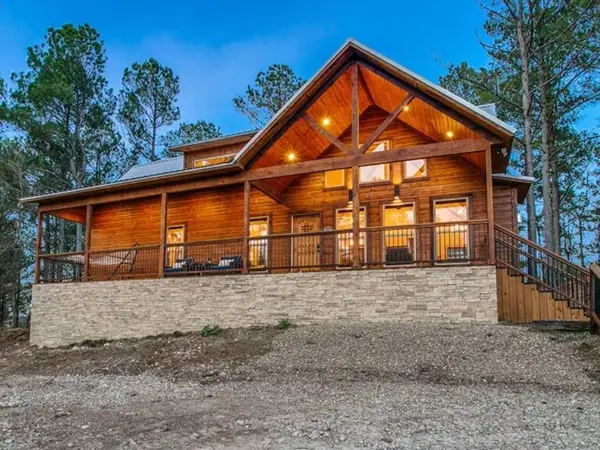 164 Lonely Maple Trail, Broken Bow, OK 74728