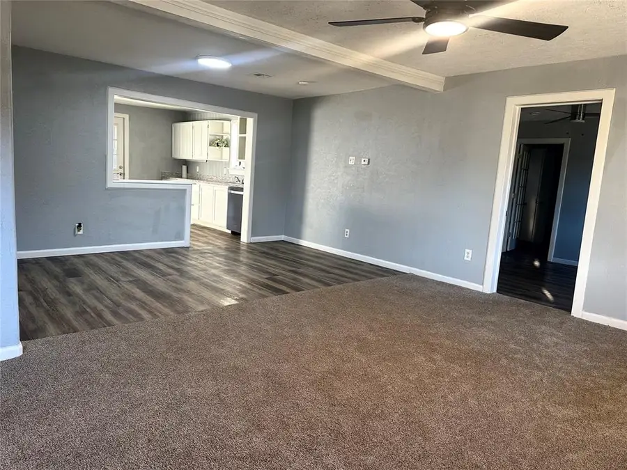 403 W Truman Place, Purcell, OK 73080 - #2