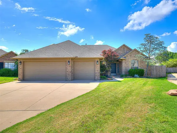 19100 Canyon Creek Place, Edmond, OK 73012