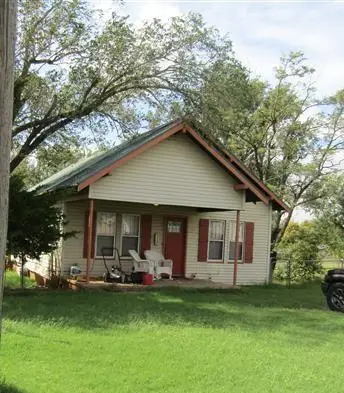 317 N 3rd Street, Weatherford, OK 73096