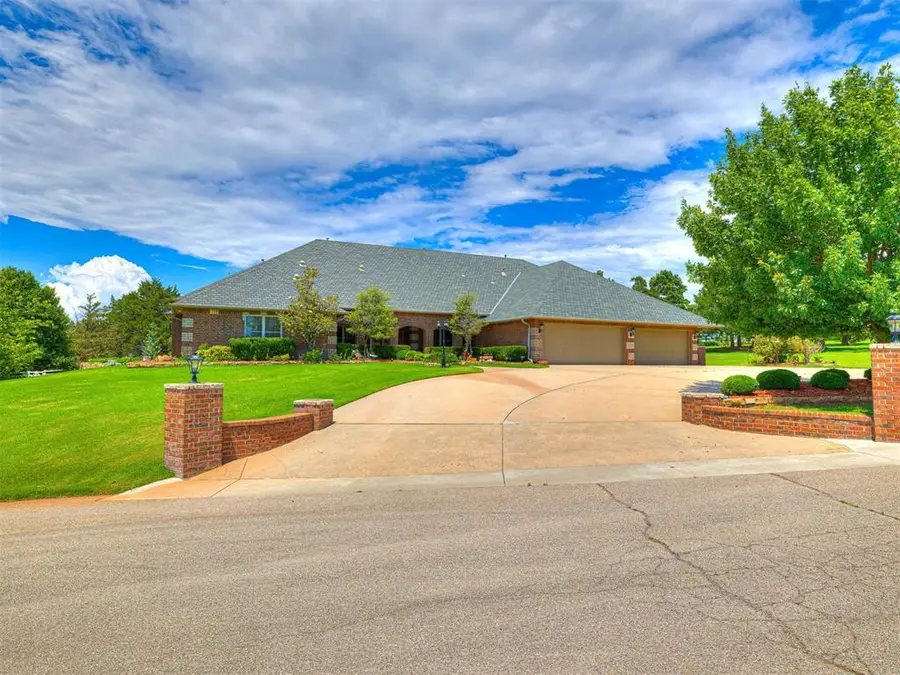 20611 Deer Springs Circle, Edmond, OK 73012 - #3