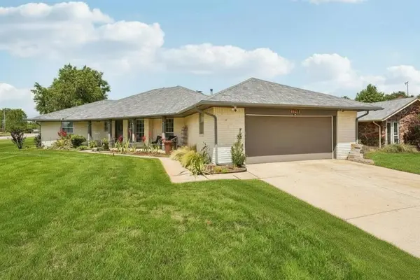 11801 Bevenshire Road, Oklahoma City, OK 73162